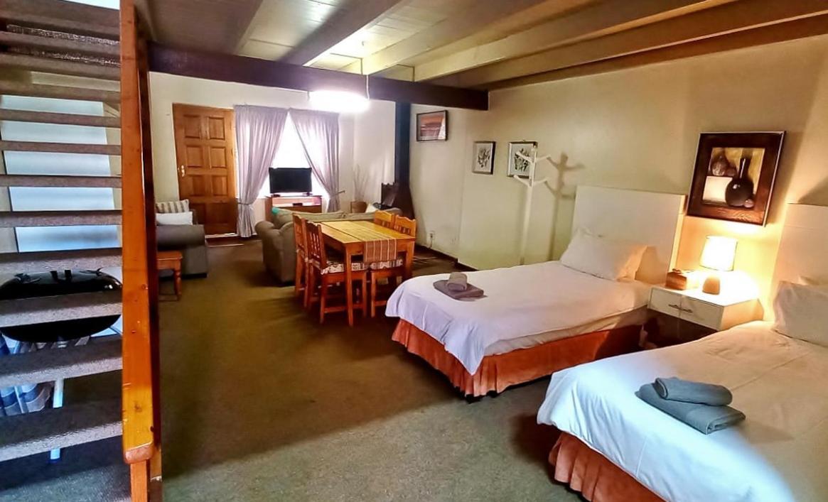 Villa Moria Peace Cottage Dullstroom Bagian luar foto